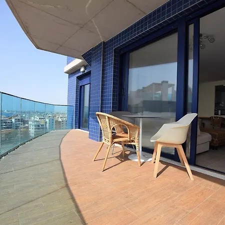 Ole Penthouse Sea Senses Apartment